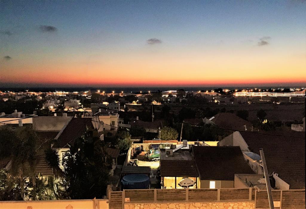 2 Bedroom Apartment In Atlit, Haifa District Eksteriør billede